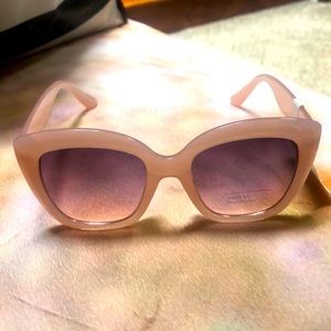 Brand new light pink sunglasses